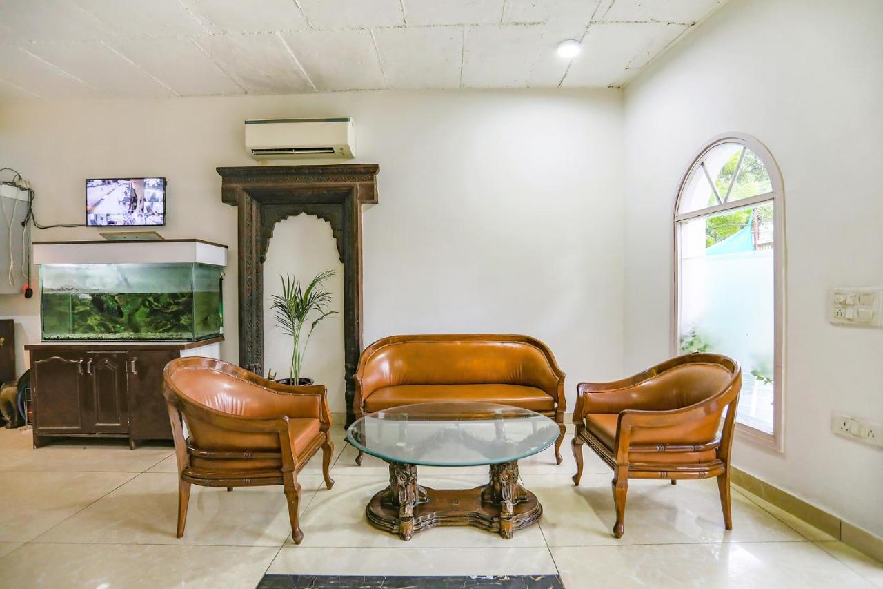 Fabhotel Aravali Suites Гургаон Экстерьер фото